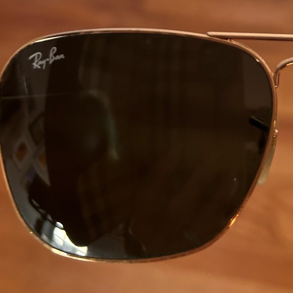 Ray-Ban Gold Aviator Sunglasses - Picture 7 of 9